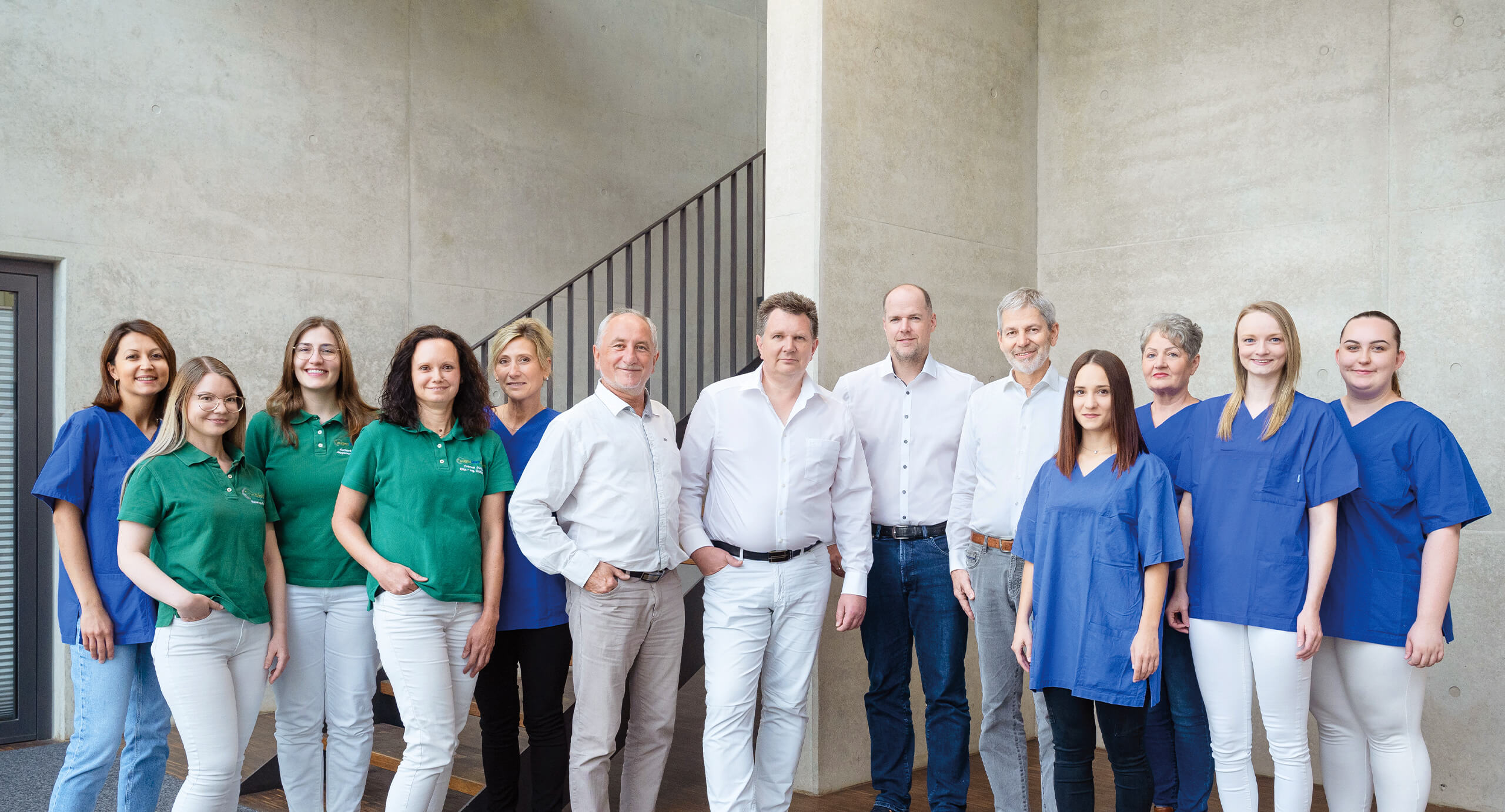 Augenärzte und Team des Augenlaserzentrum Neu-Ulm Augenärzte und Team des Augenlaserzentrum Neu-Ulm
